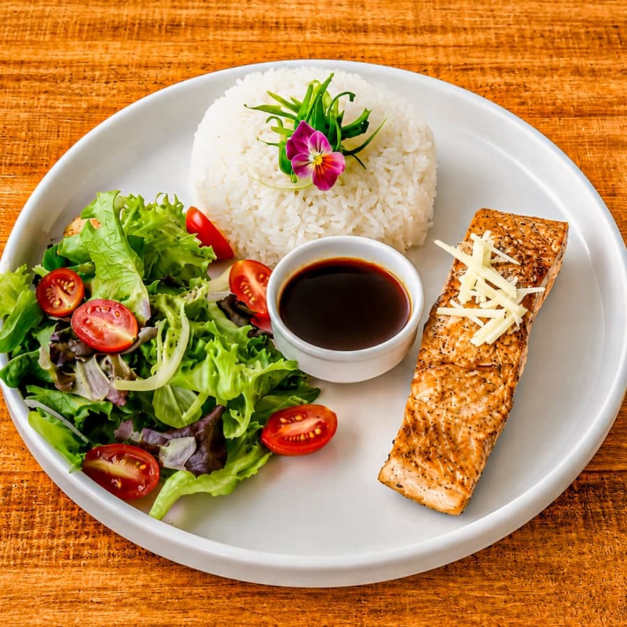 Wishi Salmon Plate